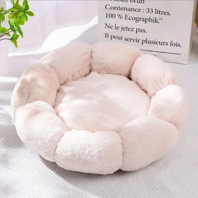 Floral Pet Nest for Cats and Small Dogs - Warm and Cozy for All Seasons