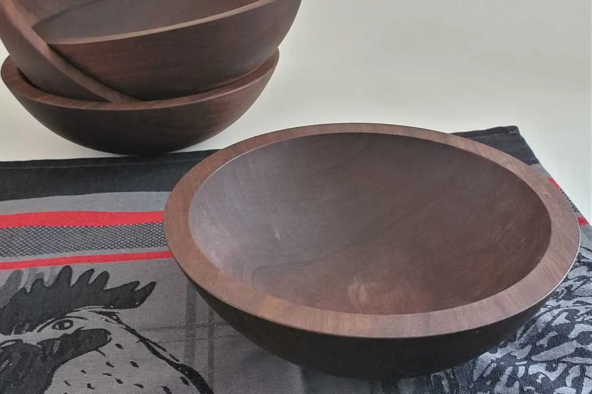 Salad and Serving Bowl Walnut 8"