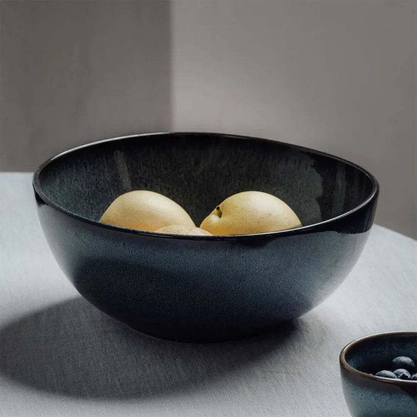 Villeroy & Boch | Lave Gris Serve Bowl